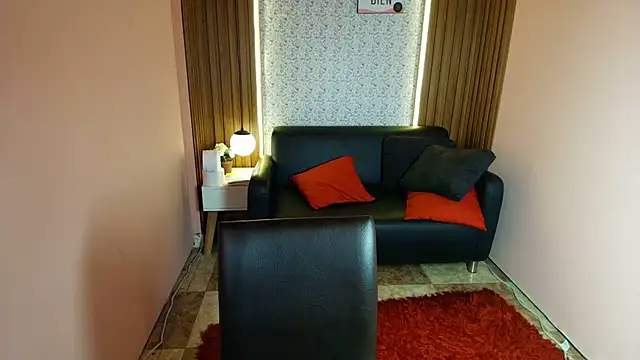 Liaroberts1 live cam on StripChat