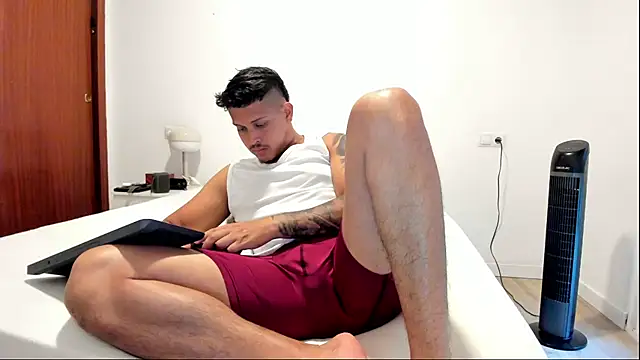 JohanSmith live cam on StripChat