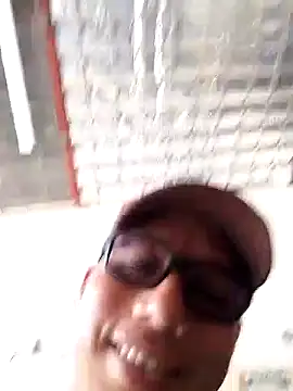 13elvergon live cam on StripChat