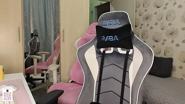 _cute_ice live cam on StripChat