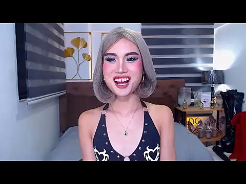 JuicyCockThea live cam on StripChat