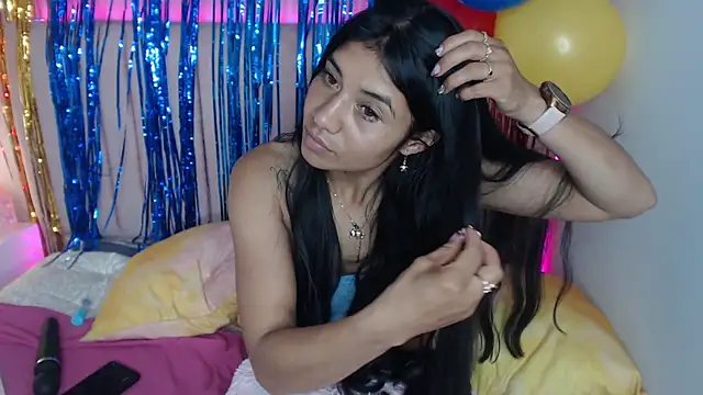 Shamel_Brm live cam on StripChat