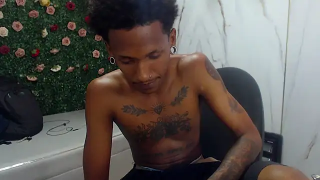 ManSant live cam on StripChat