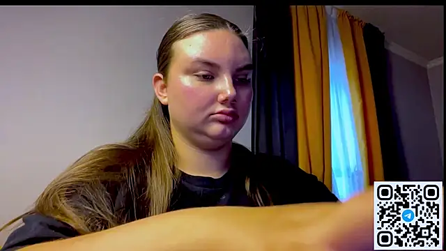 Dreamyblushfairy webcam
