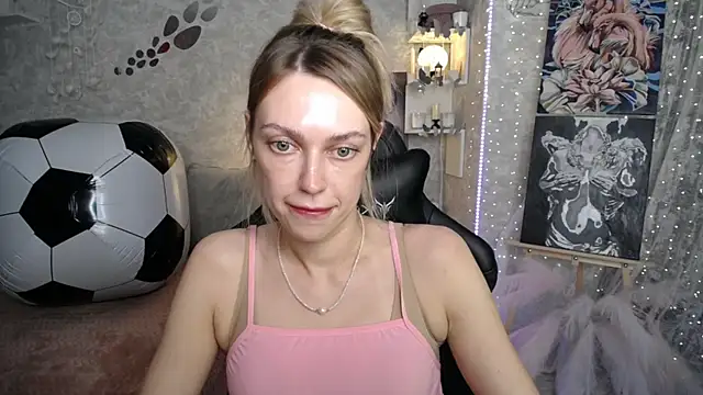 NickyAdamidi webcam
