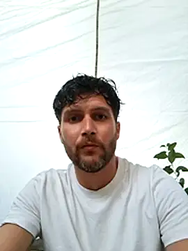SexMachineMaks live cam on StripChat