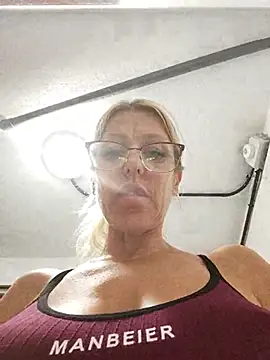 Manuerlaruby live sex cam