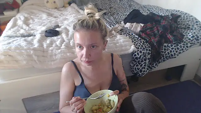 amanda_kiss_kiss webcam