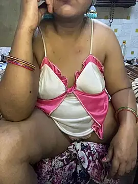 Meera_xxx webcam