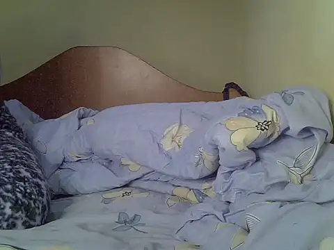 GoldenEbony1 webcam