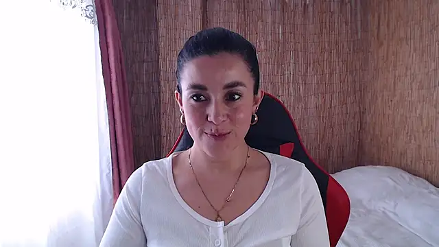 Dayeon__ live cam on StripChat