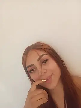 MilyClem live cam on StripChat