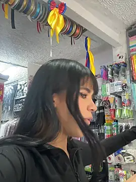 bell_mariny (F teen) - Play tits with oil