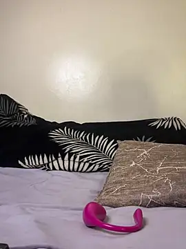 secxy-Petite live cam on StripChat