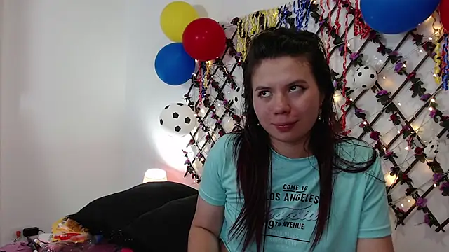 Samantha_Wallker live cam on StripChat