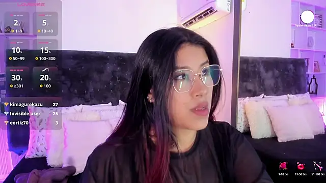 Karlagonzales_ live cam on StripChat