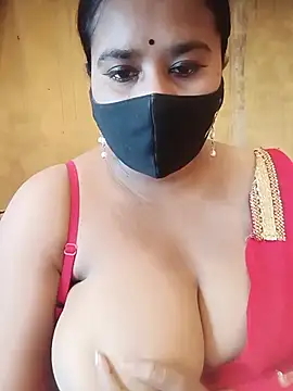 Jiya_darling live cam on StripChat