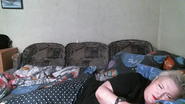 Lana555 live cam on StripChat