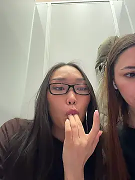 trytomakememoam webcam