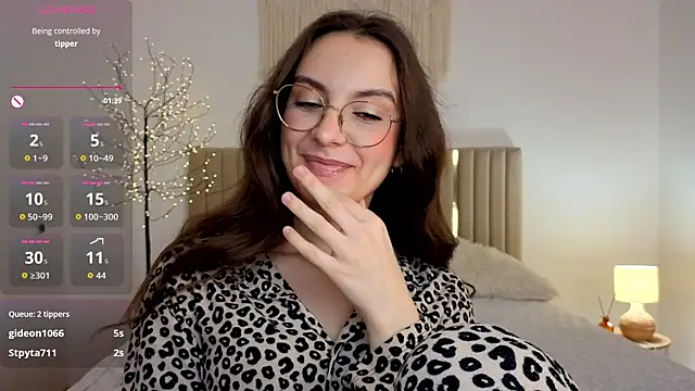 Real_cutie1 webcam