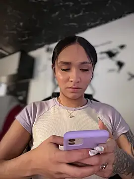 Isabella-Teen webcam