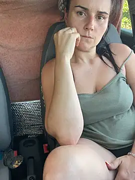 Naira_Dan webcam