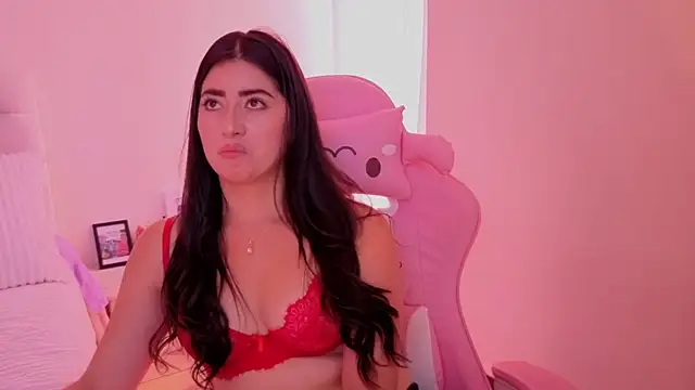 ChanellGV live cam on StripChat
