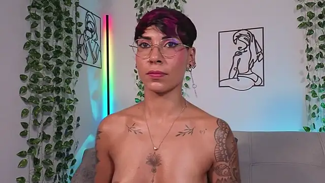 MiaMorgan_
