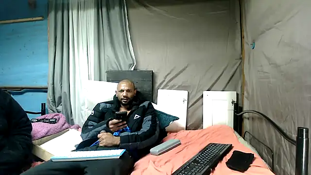 Camodick live cam on StripChat