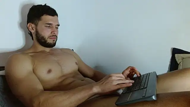 Noah_jhonsonn webcam