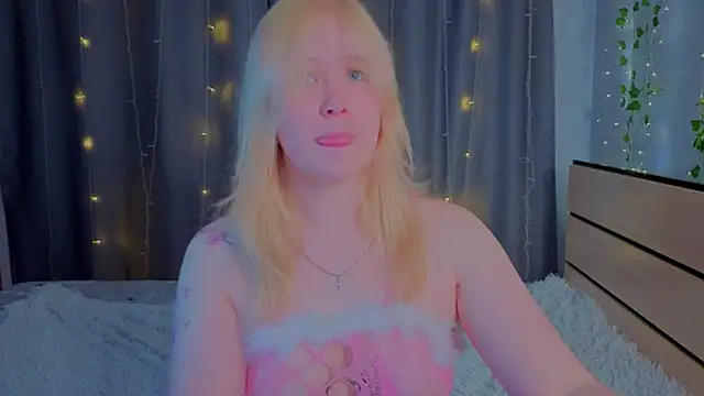 unburnedgirl live cam on StripChat