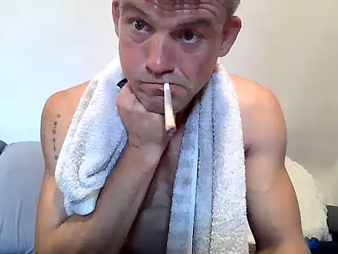 Cambitchboy webcam
