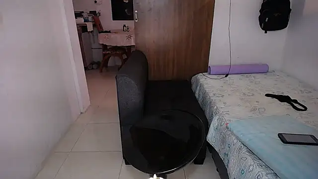 yselahot webcam