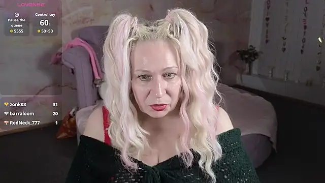Penelope_Pinky webcam