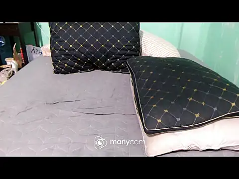 seductivenikki (T milf) - Vacation in Malaysia September 8 - 15 :)