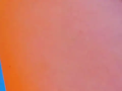 Queen_Charlotte_Hots webcam