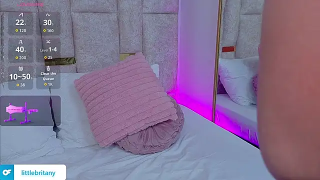 BritanyBlossom webcam