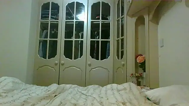 Viven1122 webcam