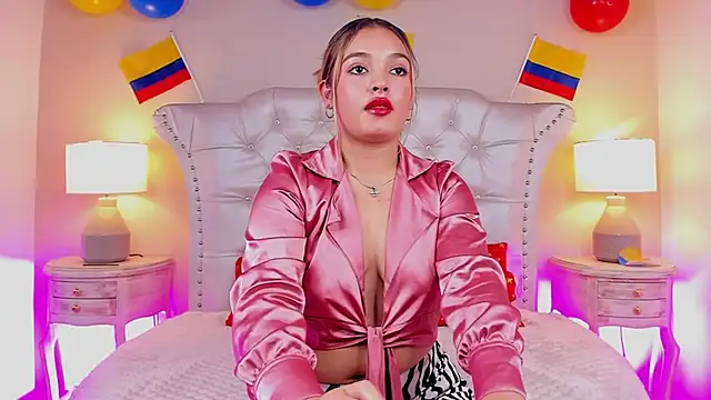 AntonellaMarchetti live cam on StripChat