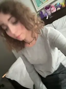Littledeathtrap live cam on StripChat