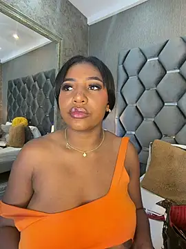 VanessaGlenn live cam on StripChat