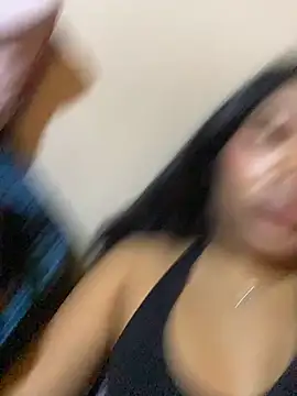 hugecock_tamira live cam on StripChat