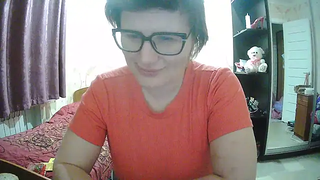 Lolitiaa live cam on StripChat