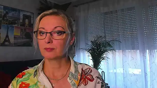 vanessa_chat live cam on StripChat