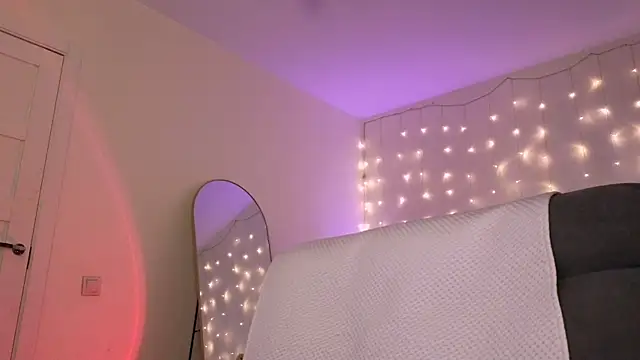 RebeccaAster webcam