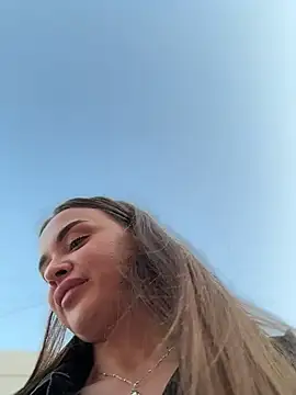 KristiRich webcam