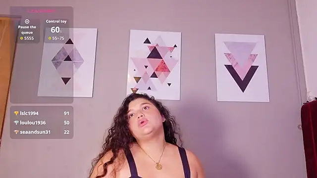 chubbykinkyygirl live cam on StripChat
