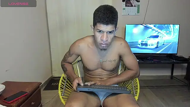 antonio_aguilarx webcam