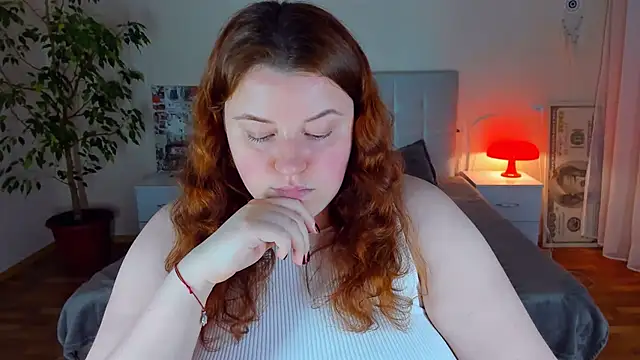 PolinaSalvatore live cam on StripChat