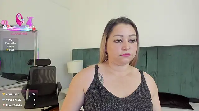 PandoraB_ live cam on StripChat